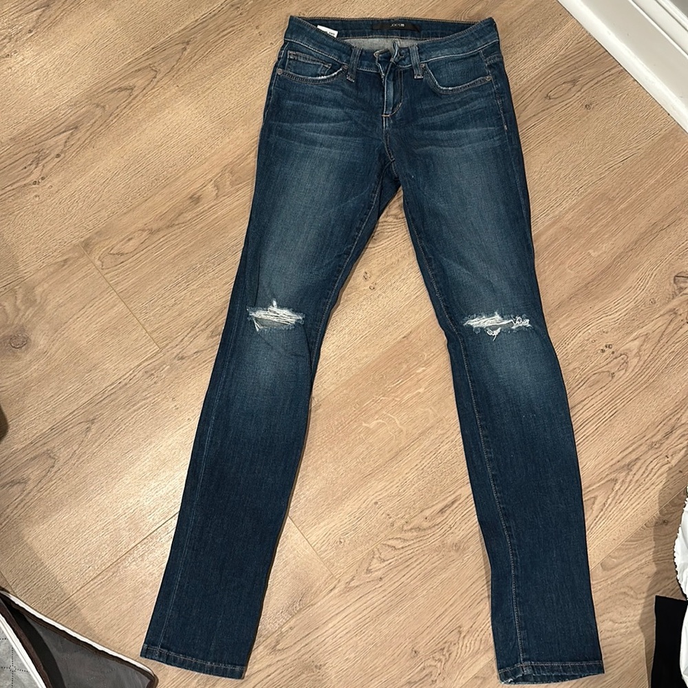 Size 25 ripped joes jeans